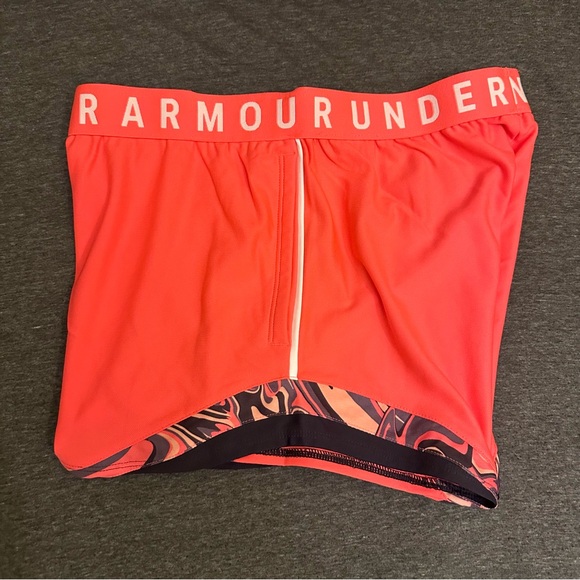 Under Armour Women's Play Up 3.0 Tri-Color Shorts Size M - Picture 7 of 13